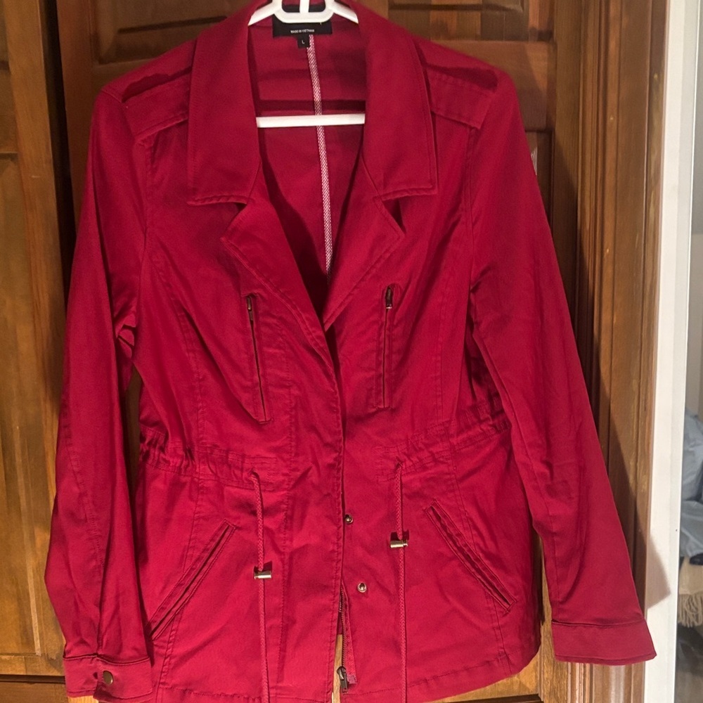 Women's Scarlet Utility Jacket - Picture 7 of 7